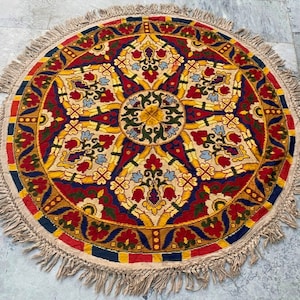 Vintage Rug Round Rug 4x4 Handmade Rug French Style Aubusson Rug Needlepoint Rug Wool Kilim Rug Floral Design Rug Oriental Rug, 120 x 120 cm