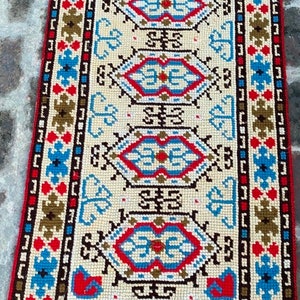 Area Rug 2x4 Handmade Rug French Style Aubusson Rug Vintage Rug Needlepoint Rug Wool Kilim Rug Floral Design Rug Oriental Rug, 133 x 73 cm
