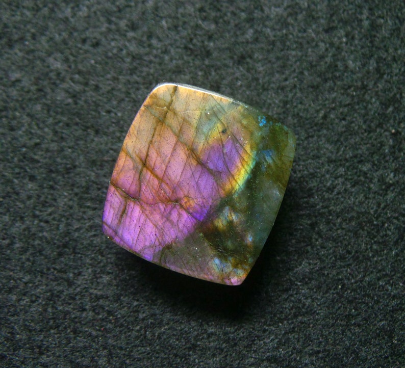 Purple Labradorite CabochonNatural Purple Labradorite Smooth Rectangle CabochonLabradorite CabochonPurple Flashy21.5x20x9 MMSC-287