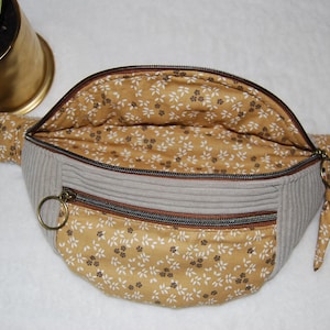 Handmade Corduroy Honeycomb Fanny Pack - Handmade - Trendy Women&#39;s Fanny Pack - Practical Boho Accessory