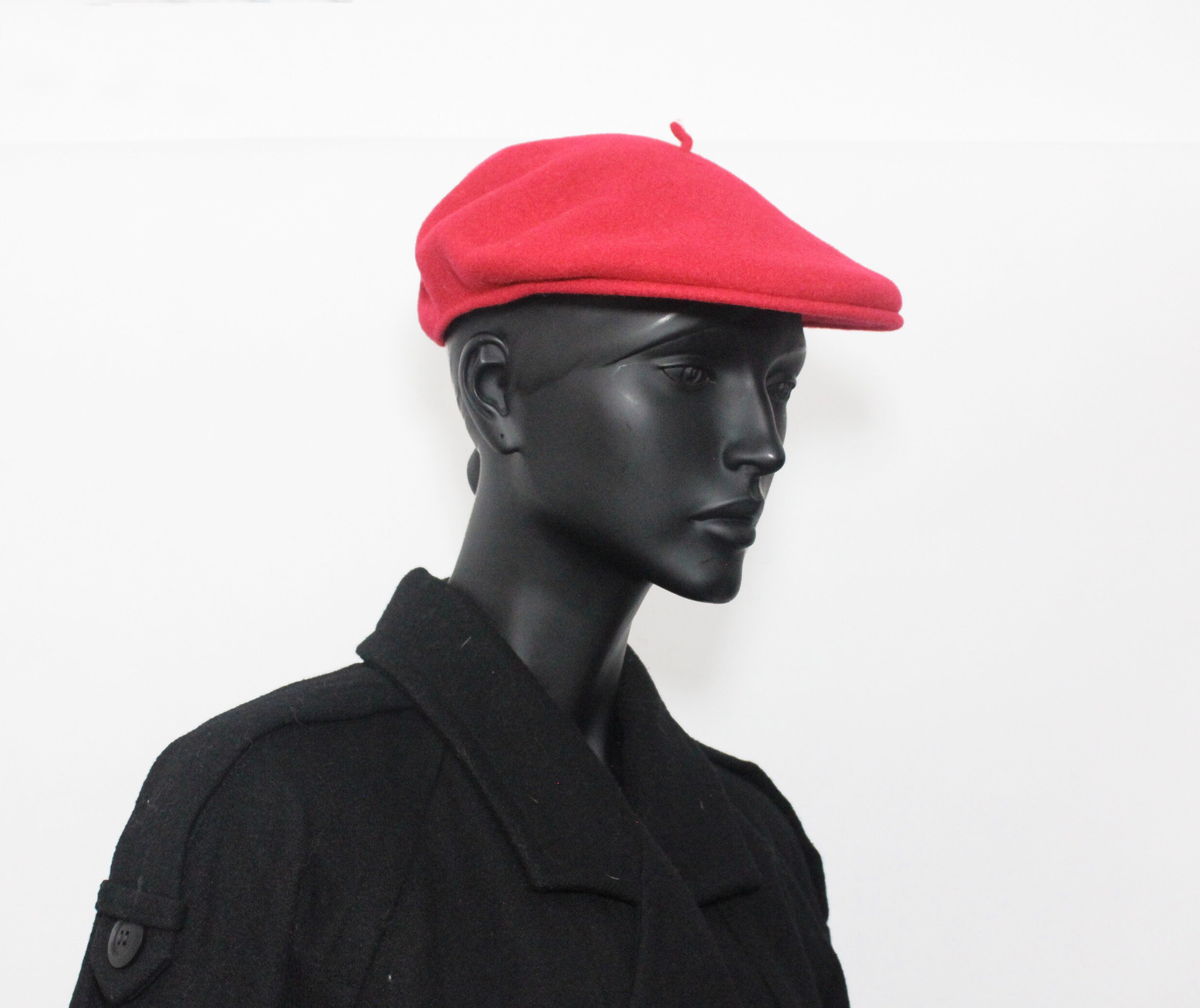 Vintage 90s Kangol Red Wool Felt Beret Flat Cap Hat Made in UK 21,5\