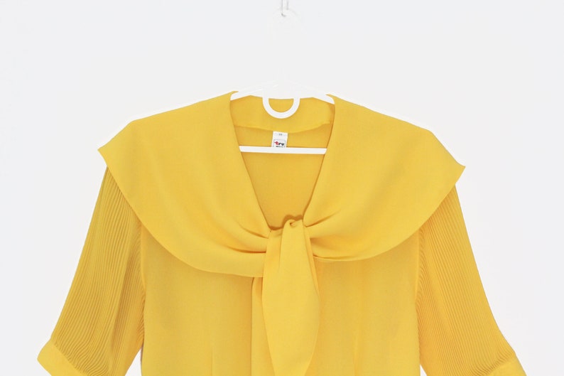 Vintage 80s Secretary Office Yellow Satin Front Tie Shirt Blouse Top size M