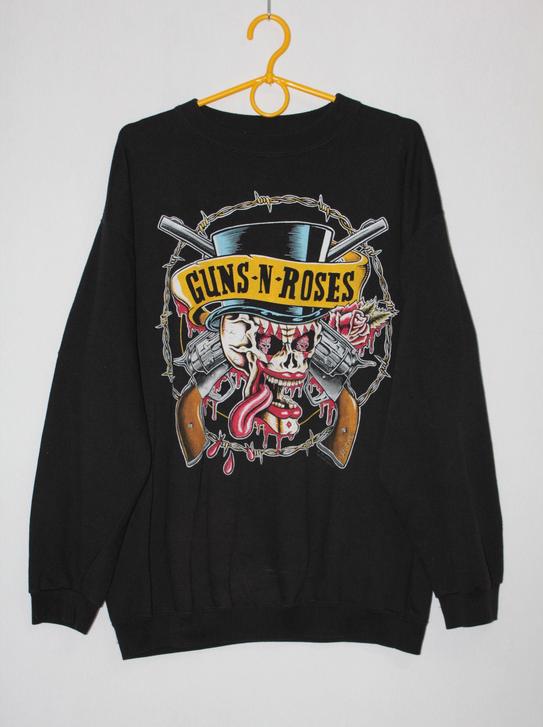 guns n roses sweater