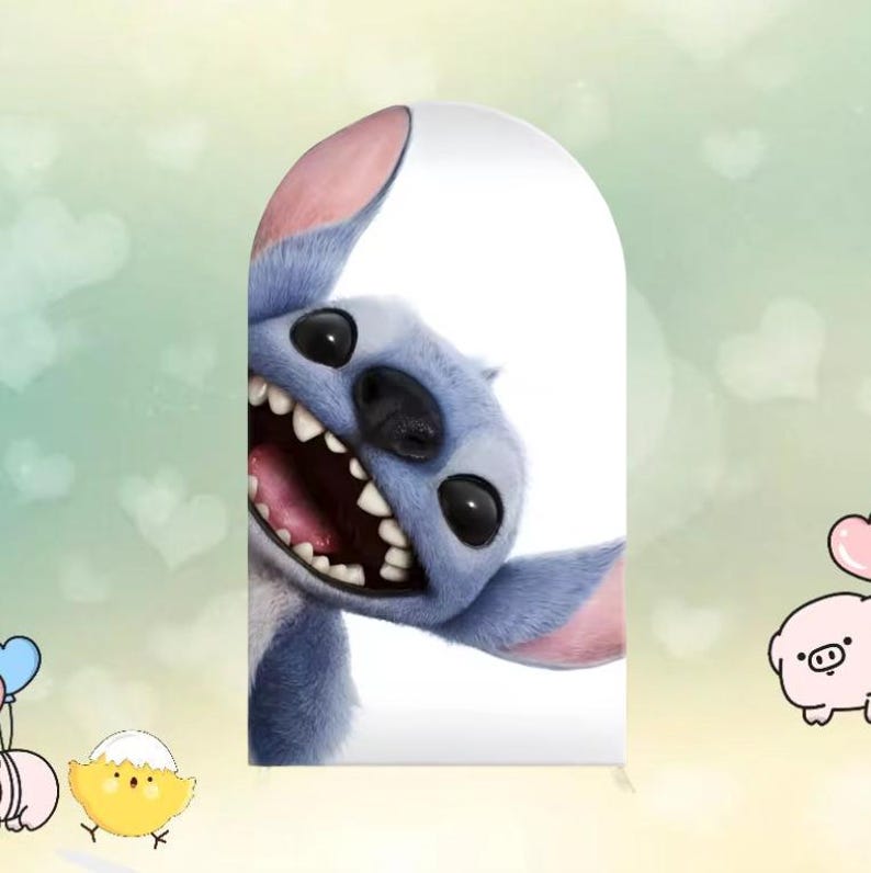 Puede incluir: Un personaje de dibujos animados azul con grandes ojos negros y una amplia sonrisa se asoma por detr&aacute;s de una superficie blanca. El personaje tiene orejas grandes con el interior rosa. El fondo es verde claro con formas de coraz&oacute;n blancas.