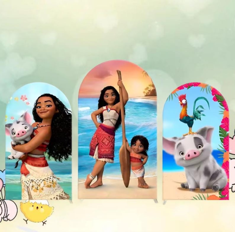 Pu&ograve; includere: Tre ritagli colorati a forma di arco con personaggi del film d'animazione Moana. I ritagli raffigurano Moana con Pua il maiale, Moana con una pagaia e un bambino e Hei Hei il gallo con Pua. Gli sfondi sono scene tropicali.