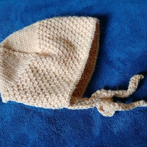 Baby merino wool beguin