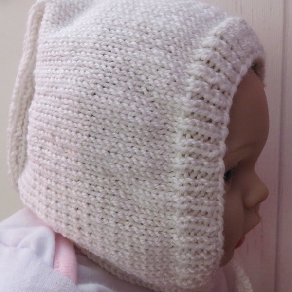 Baby bonnet in merino wool and silk