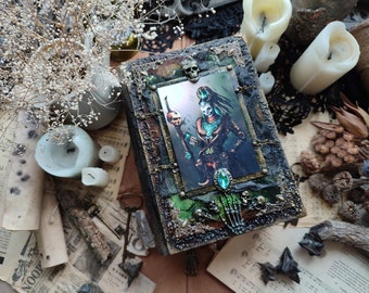 Witch journal DND book Junk journal handmade Spell book Book of shadows Blank journal Grimoire journal Custom sketchbook Mystery book Tome