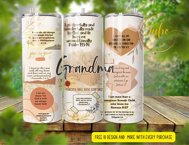 Puede incluir: Tres vasos de acero inoxidable con fondo blanco y detalles dorados. Cada vaso presenta una cita inspiradora diferente con vers&iacute;culos b&iacute;blicos. Los vasos est&aacute;n decorados con dise&ntilde;os florales y la palabra "Abuela".