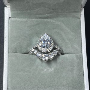 Sterling Silver & Pear Shaped CZ Engagement and Wedding Ring Set, Wedding Set, Sterling Silver Engagement Ring, Wedding Ring Set Size 5