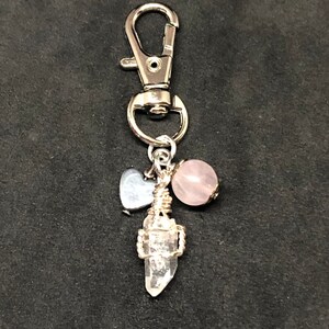 Rose Quartz & Clear Quartz Heart Healing Pet Charm, Crystal Pet Charm, Healing Pet Amulet, Gemstone Pet Charm