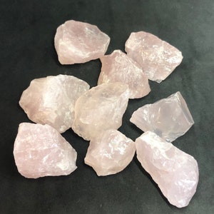 Morceau de quartz rose, quartz rose, cristaux pour l’amour, cristal, cristal rose, cristal d’amour, cristaux,