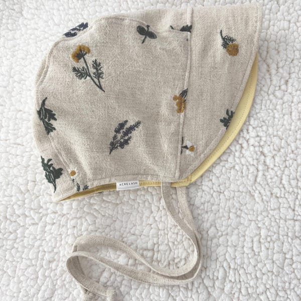 Embroidered Reversible Wildflower Sun-Brimmed Baby Bonnet