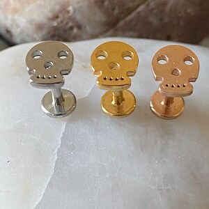 Skull Alien Face Internally Threaded Labret Tragus Monroe Stud - 1.2mm 6mm 3 Colours Available