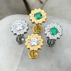 ASTM F136 Titanium Flower Blossom Petal Gem Labret Helix Conch Cartilage Tragus 1.2mm 6mm 8mm