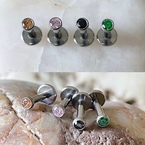 ASTM F136 Titanium Tiny 2.5mm Round Gem Bezel Set Labret Cartilage Helix Tragus 1.2mm 6/8mm - Choice of 4 Colours