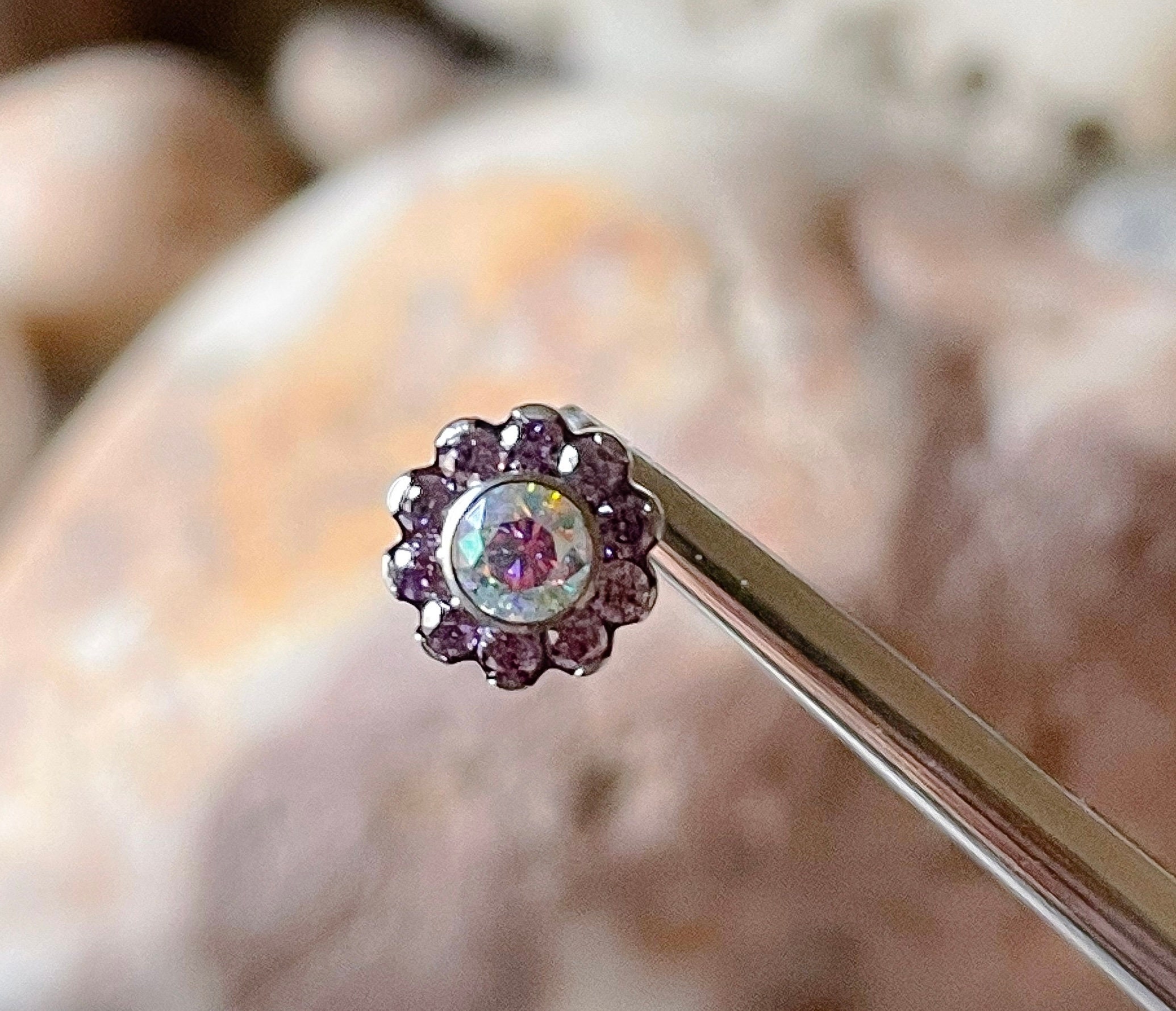 【後払い手数料無料】 ASTM F136 Titanium Purple/violet/lavender/ab Gem Flower イヤリング・ノンホールピアス