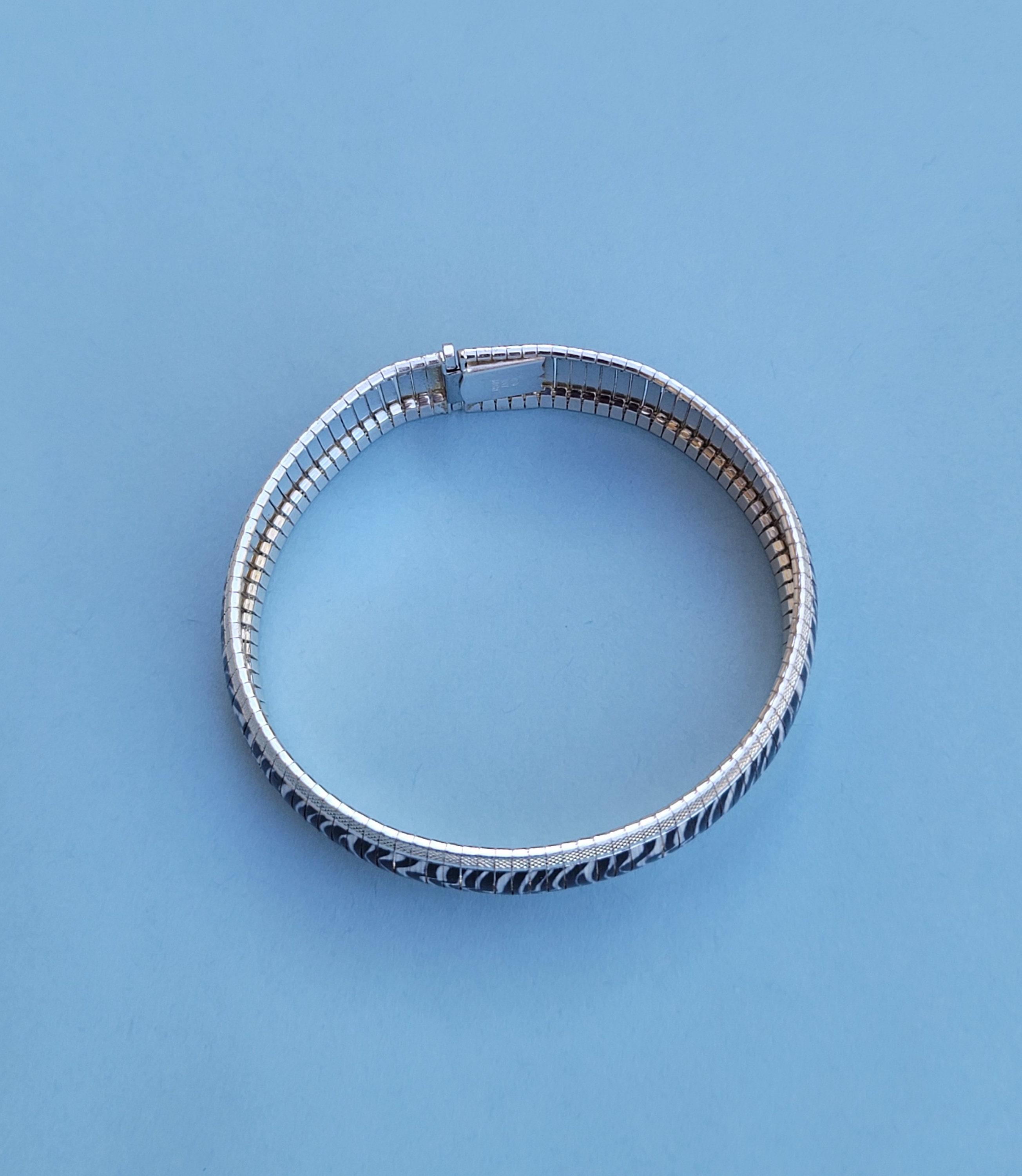 10.0mm Tube Hinged Bangle in Hollow Sterling Silver | Zales