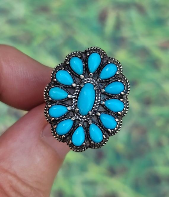 Fabulous Native American Navajo Sleeping Beauty Turquoise Cluster Sterling Silver Large Ring Fabulous Native American Navajo Sleeping Beauty Turquoise Cluster Sterling Silver Large Ring