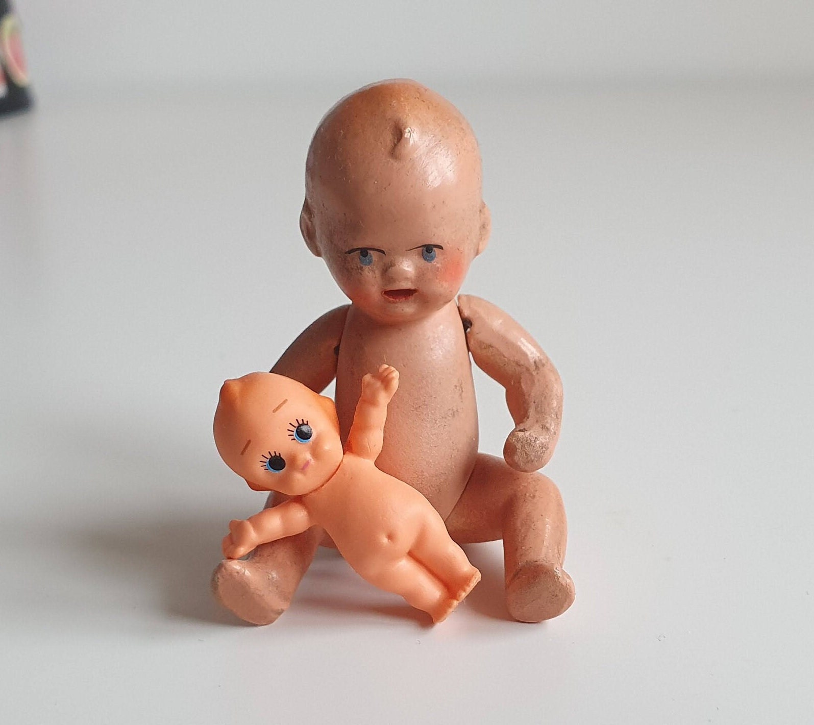 ミニキューピー人形：小さなプラスチックの赤ちゃん、3.5cm - Etsy 日本