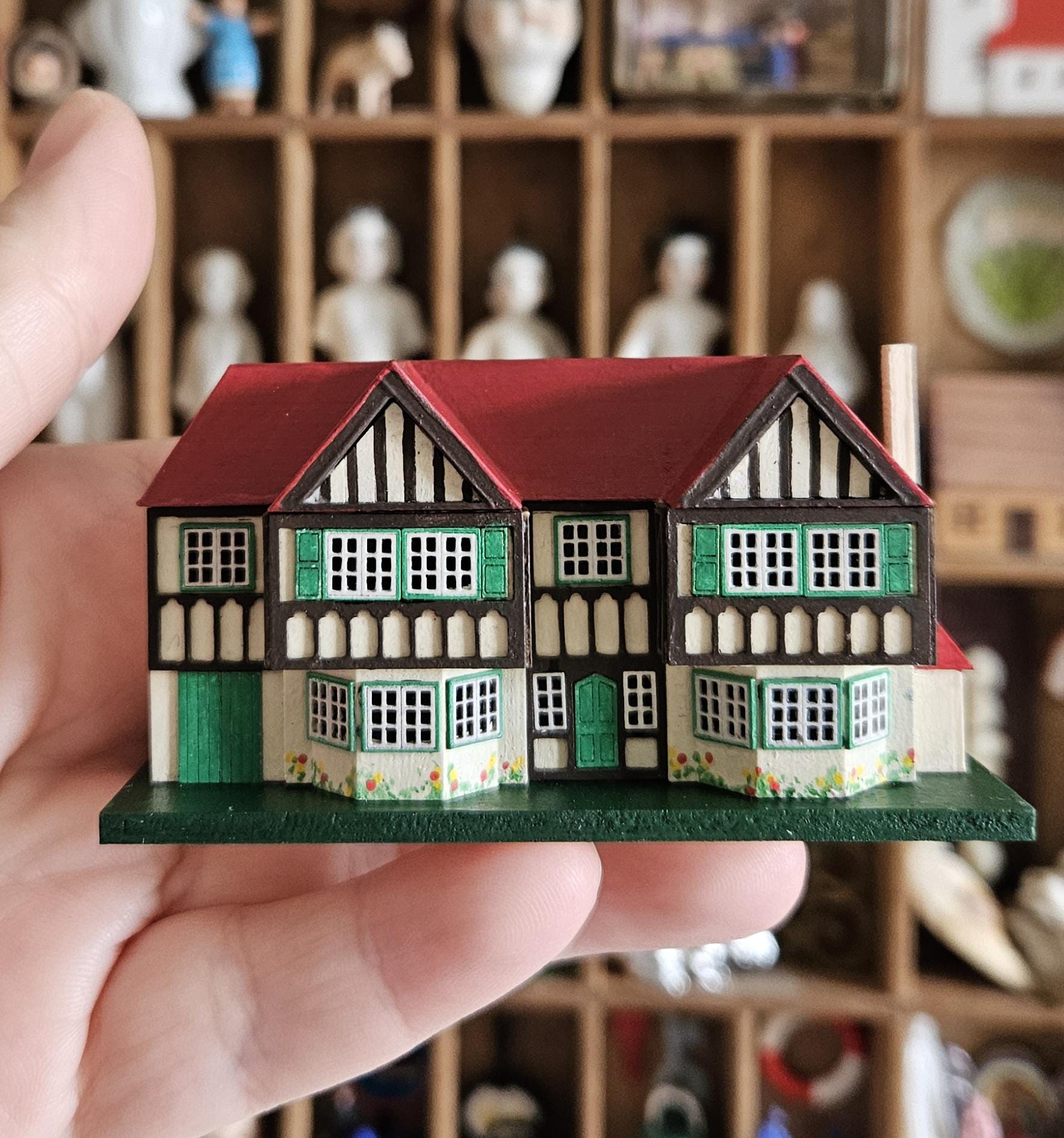 Triang Dolls House UK