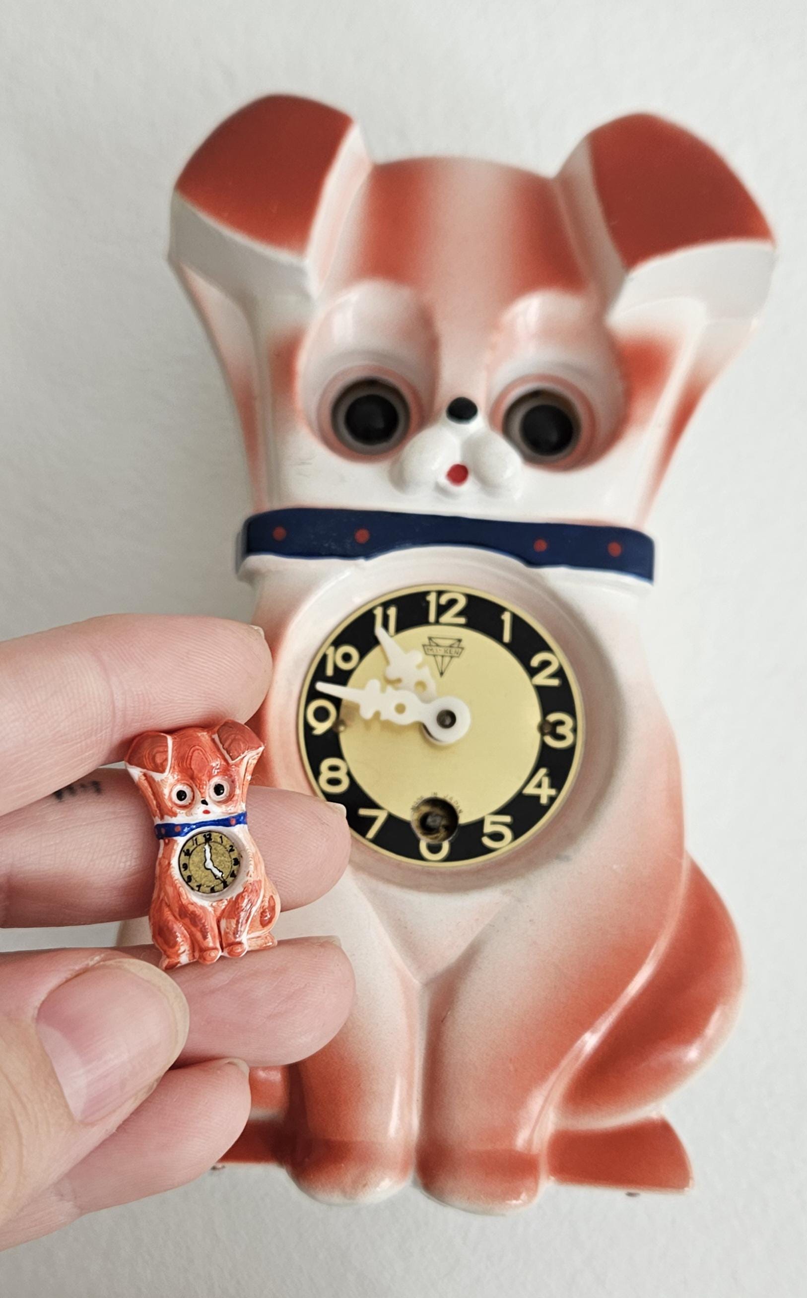 ミニチュアドールハウス キッチュなレトロスタイルの動く目覚まし時計