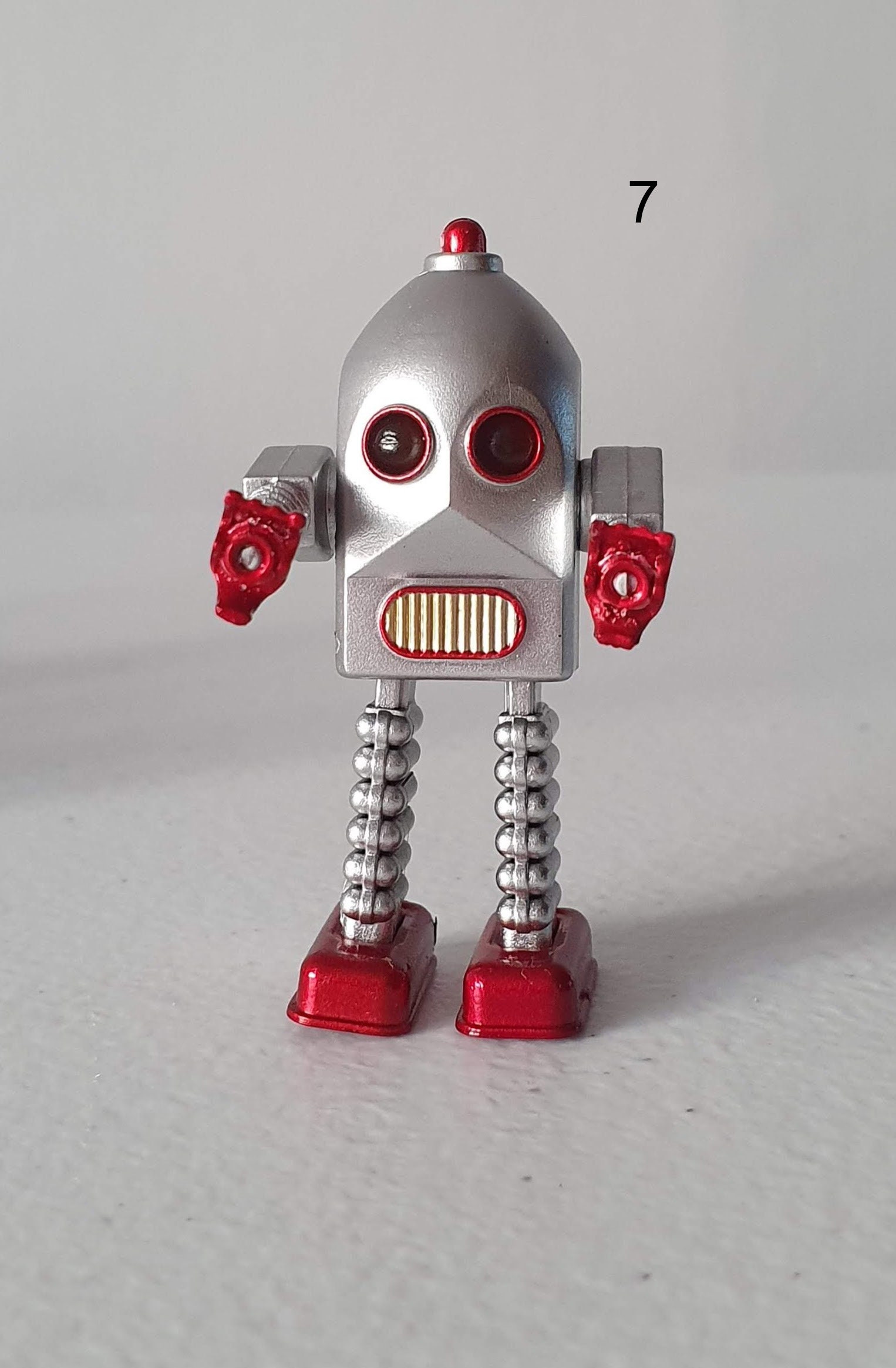 Mini 2 Vintage Retro Robots Figure 