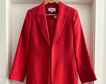 Vintage Le Suit red set, Y2K mid jacket and dress, womens business professional attire, real state agent fashion, classy and sophisticated