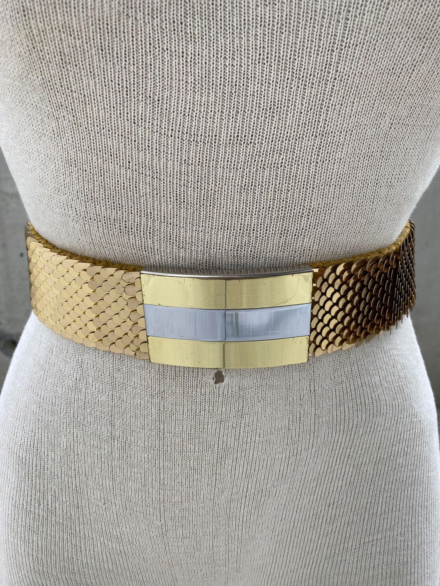 70s Gold Mermaid Scale Belt, Vintage Gold Tone Fish Scale  display picture 2