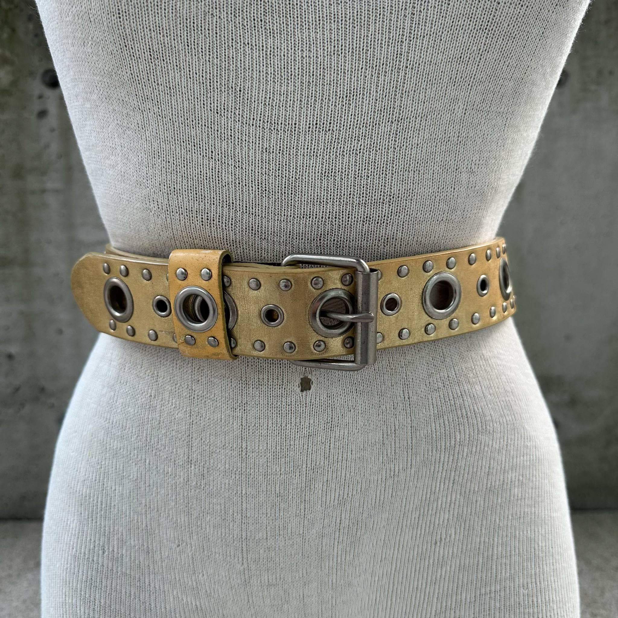 小物 archive eyelet leather belt Y2K il_fullxfull.6871852918_4fzx.jpg