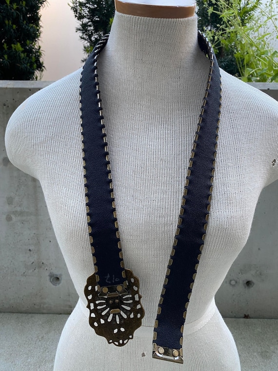 80s Brass Tone Elastic Belt, Vintage Metal Plaque Scale 