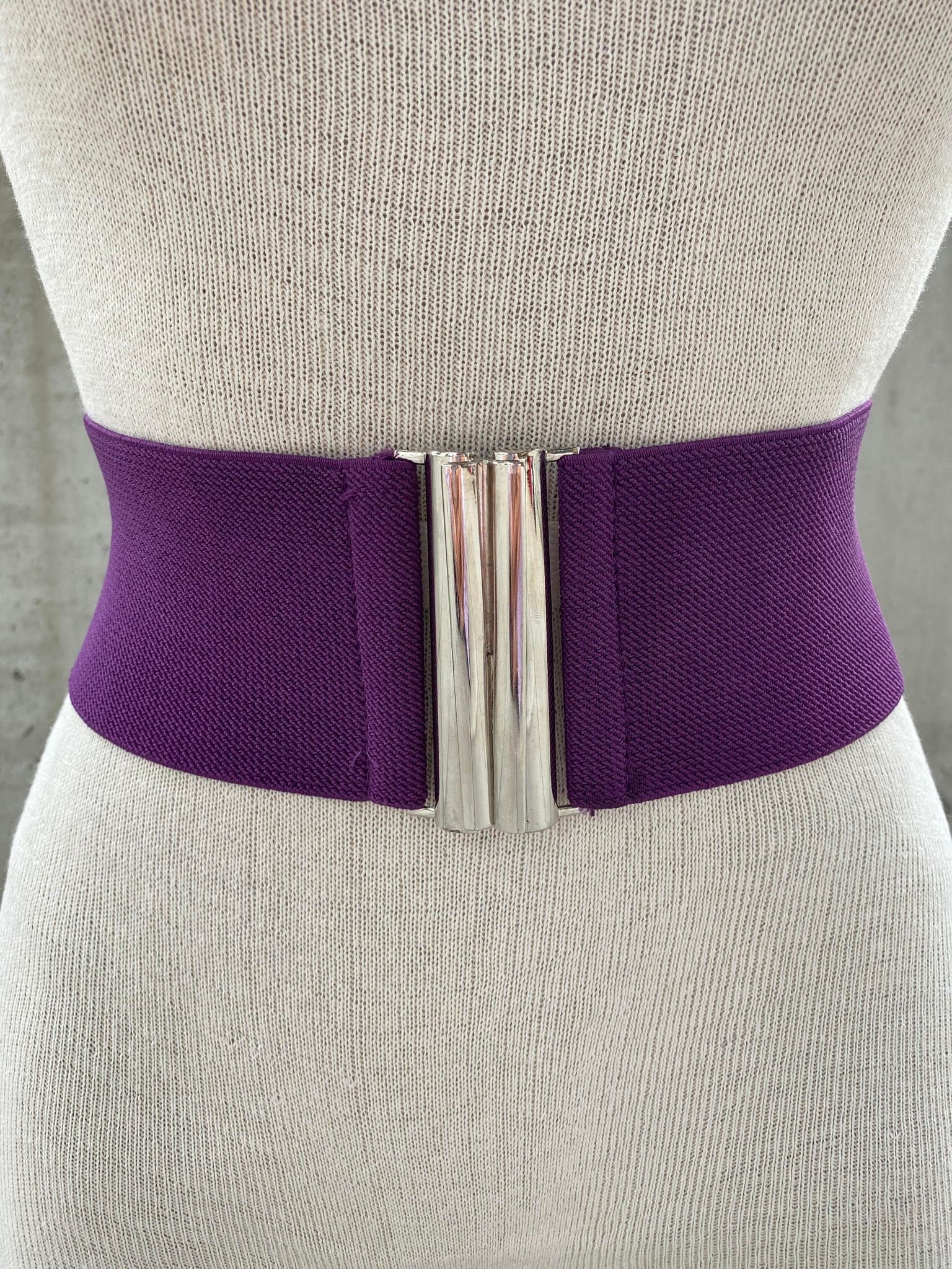 Vintage l 50s Rockabilly Pinup Silver Hook Buckle Elasticized Stretch Cinch Belt Vintage Silver Vinyl Elastic Belt With Oval Hook Buckle - Etsy main image 3