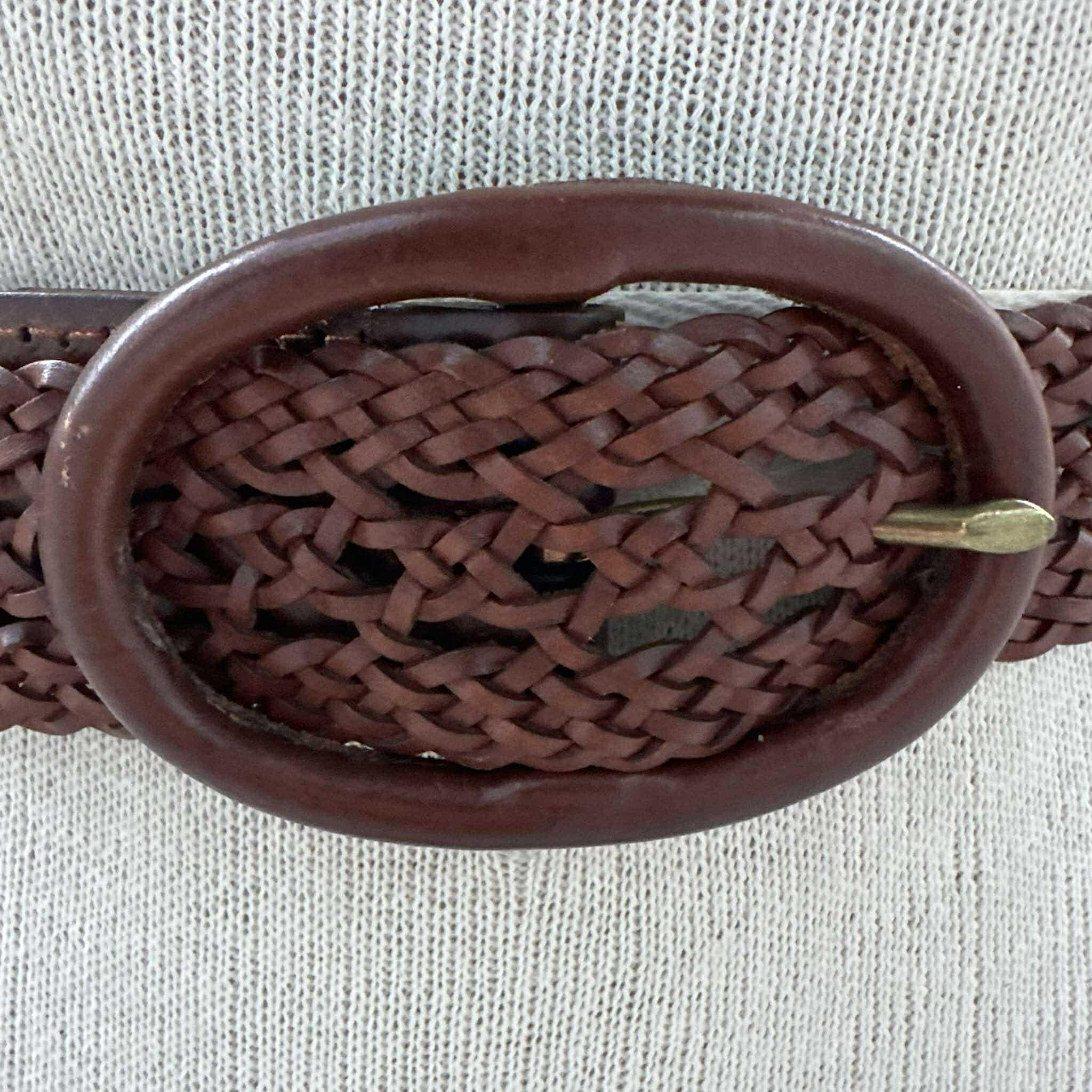 (H) Banana Republic Brown Genuine Leather vintage,Y2K Braided Belt, Size S Vintage Banana Republic Belt, Y2K Braided Brown Genuine  main image 4