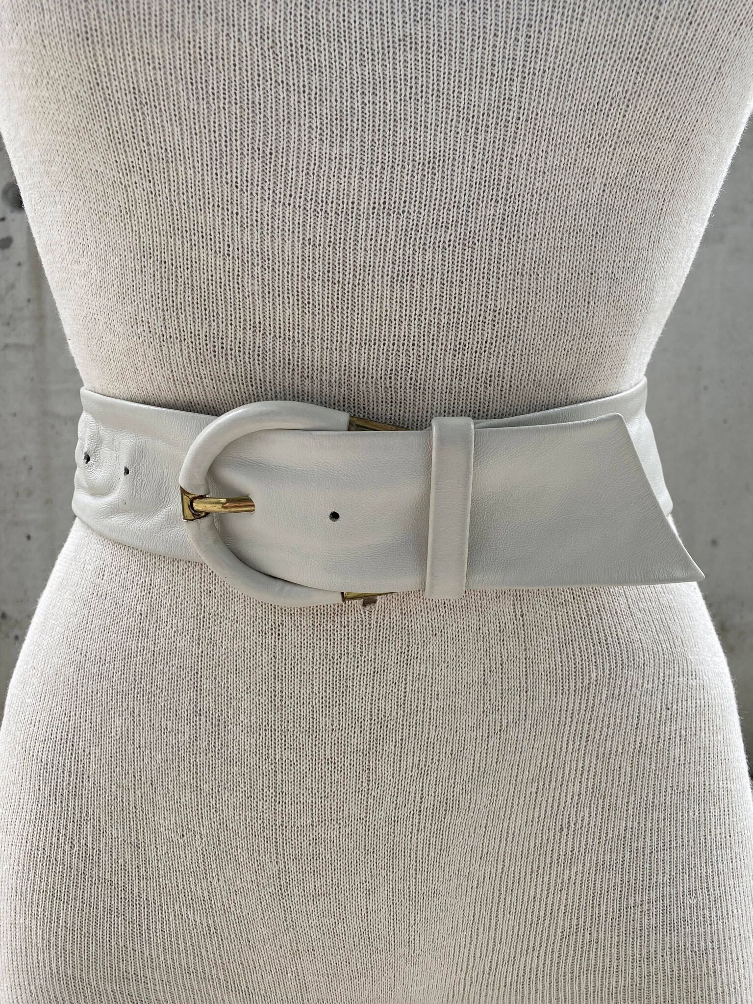 Vintage David Bowie Portrait Belt Buckle - Black, Gold, Orange BOWIE NIGHTS: BEHIND THE LENS THIS TUESDAY “To be right in  main image 4