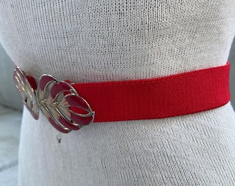 Vintage Red Elastic Belt, Red and Beige Enamel Leaf Buckle  display picture 2