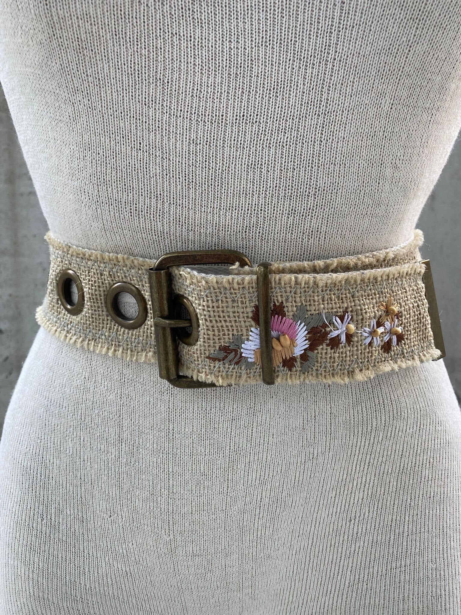 Vintage Floral Embroidery Belt, 90s Jute Wide Belt, Bronze  display picture 2