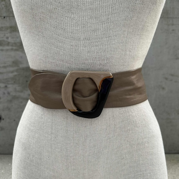 Vintage 1990s Taupe Boho Southwestern Big Buckle Leather Statement Belt 90s Western Belt - Etsy main image 3