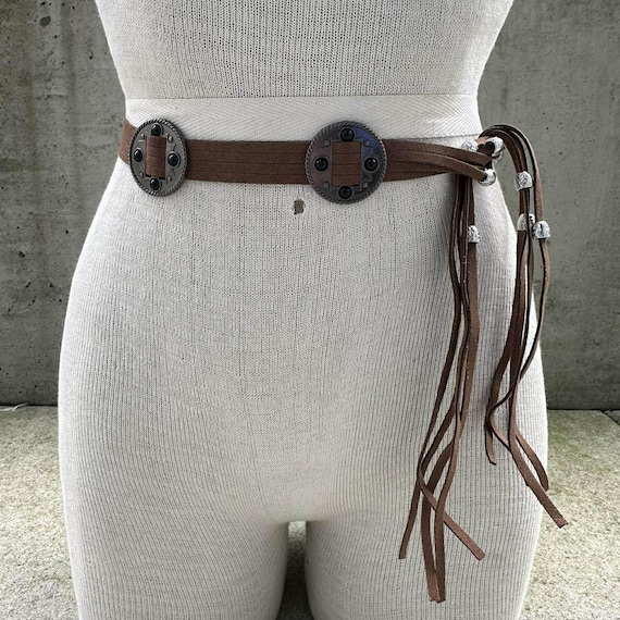 Vintage western concho belt, Y2K brown southwestern style leather belt, boho western accessory, cowgirl rodeo fashion, chic ranch heiress
