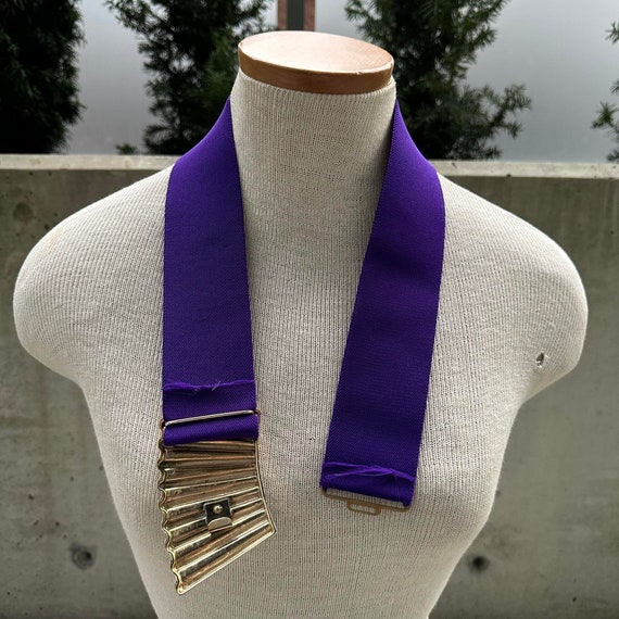 80s Purple Elastic Belt, Chunky Gold Tone Buckle, Abstract  display picture 2