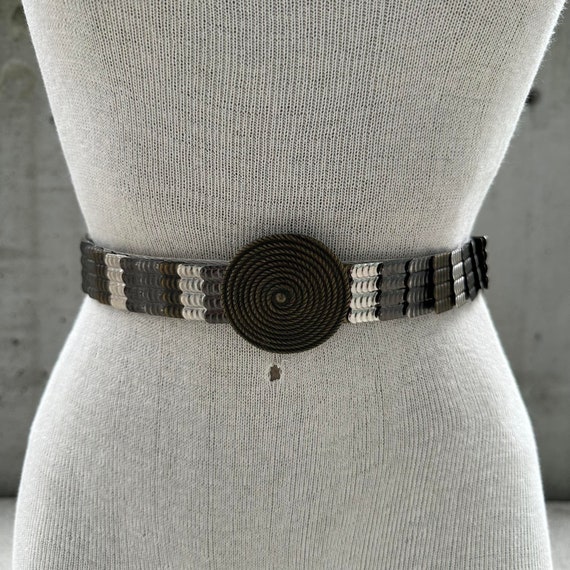 Vintage Tricolor Metal Fish Scales Belt, Silver Grey and  display picture 3