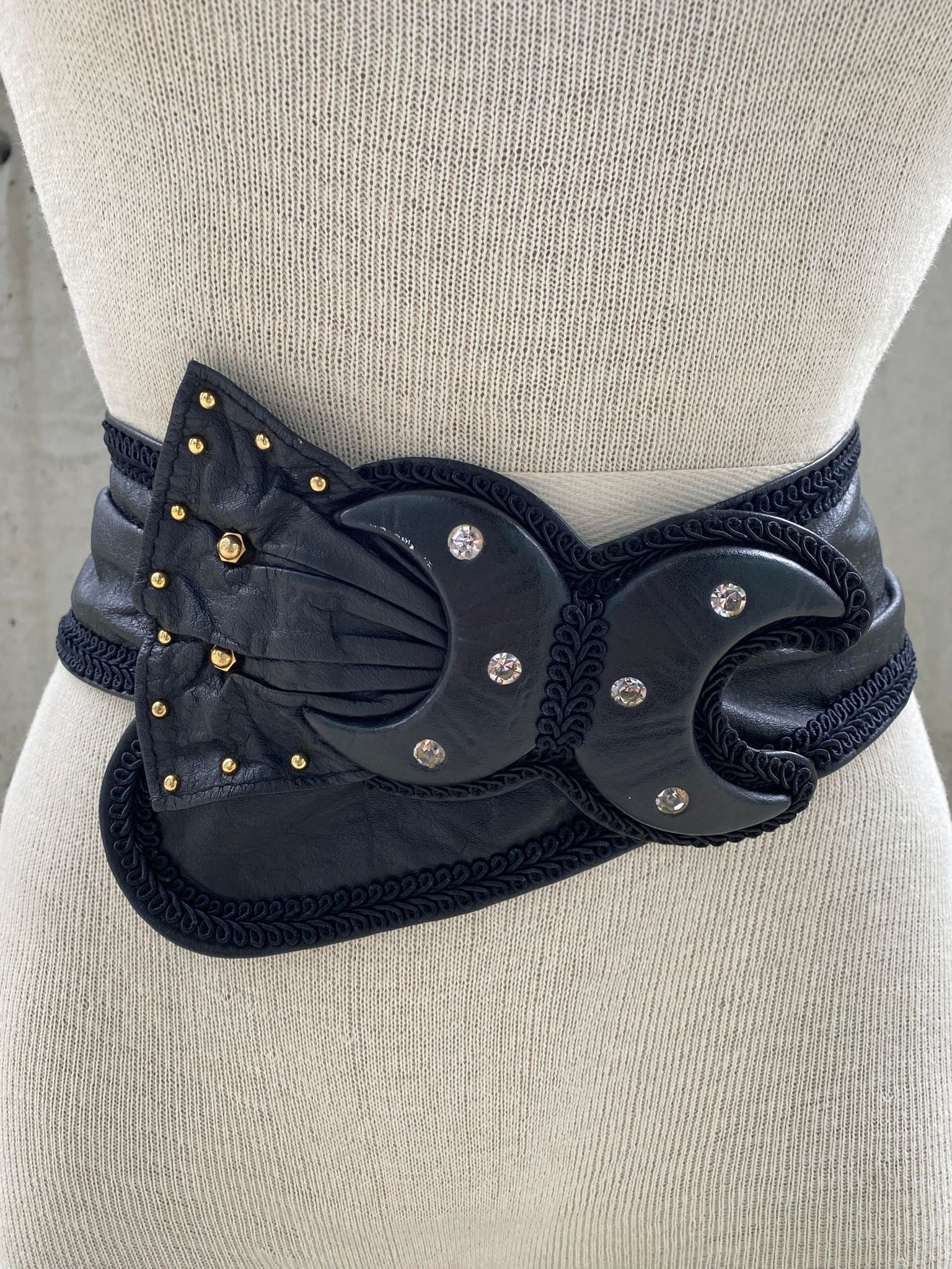 80s Celestial Style Black Vintage Belt, Spacecore Aesthetic, 2 Half Moons With Rhinestones, Esoteric Vintage Belt, Mystic Powers, Moon Lover - Etsy 80s Celestial Style Black Vintage Belt, Spacecore Aesthetic, 2 Half Moons With Rhinestones, Esoteric Vintage Belt, Mystic Powers, Moon Lover - Etsy