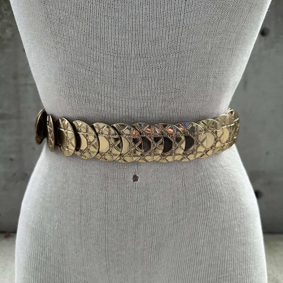 80s Gold Disc Scale Elastic Belt, Vintage Medallion Stretch  display picture 3
