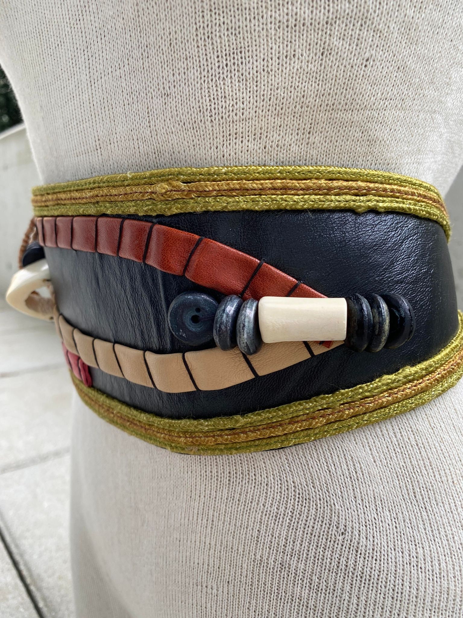 Vintage R.J. Graziano Multi-elements Belt Rope Belt Boho Style Vintage RJ Graziano Belt, 80s Black With Green Ropes  main image 4