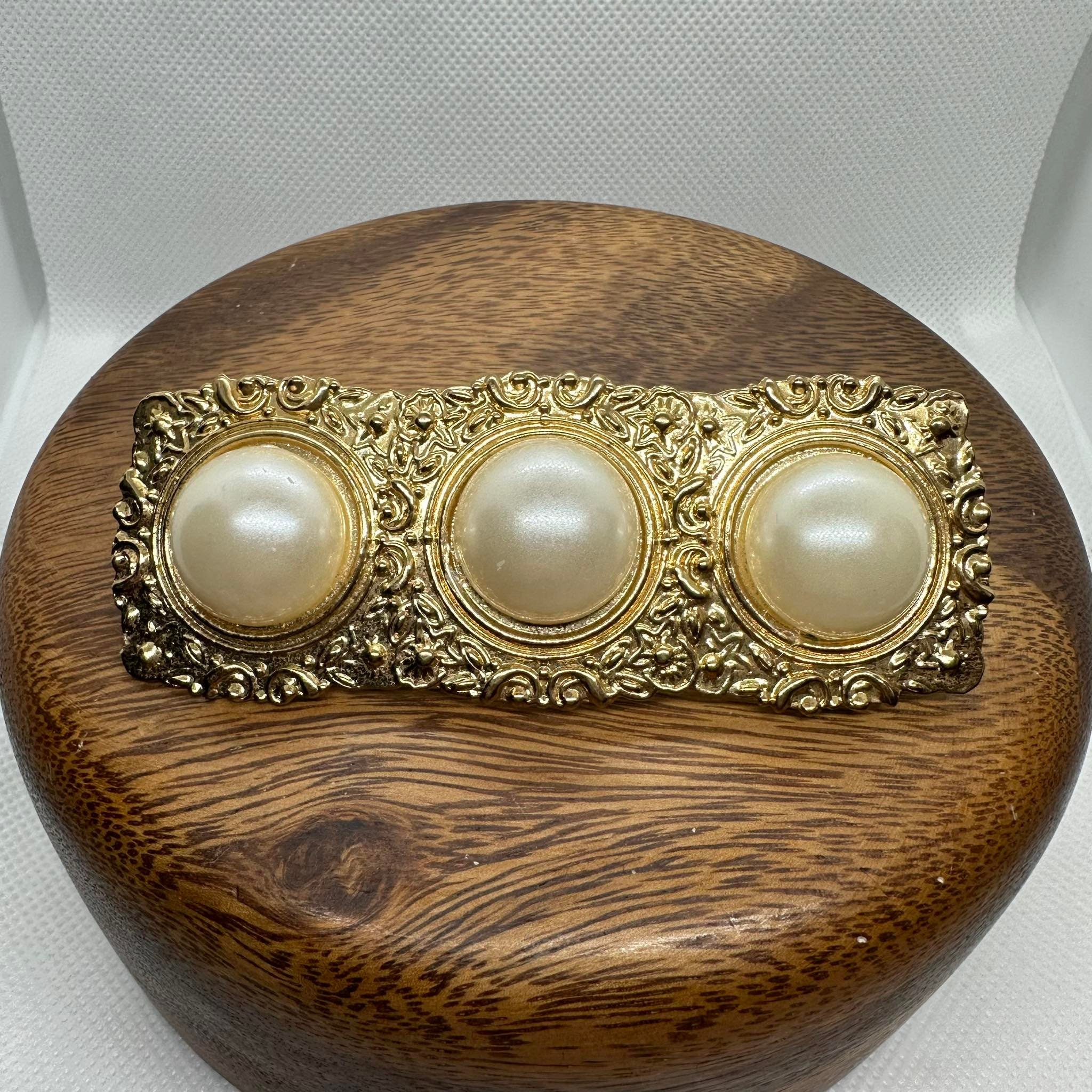 90s large gold gone faux mabe pearl barrette, vintage coquette ornate hair clip, baroque revival accessory, maximalist preppy chic fashion
