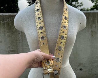 Y2K Gold Tone Grommet Belt, Vintage Gold Genuine Leather  display picture 3
