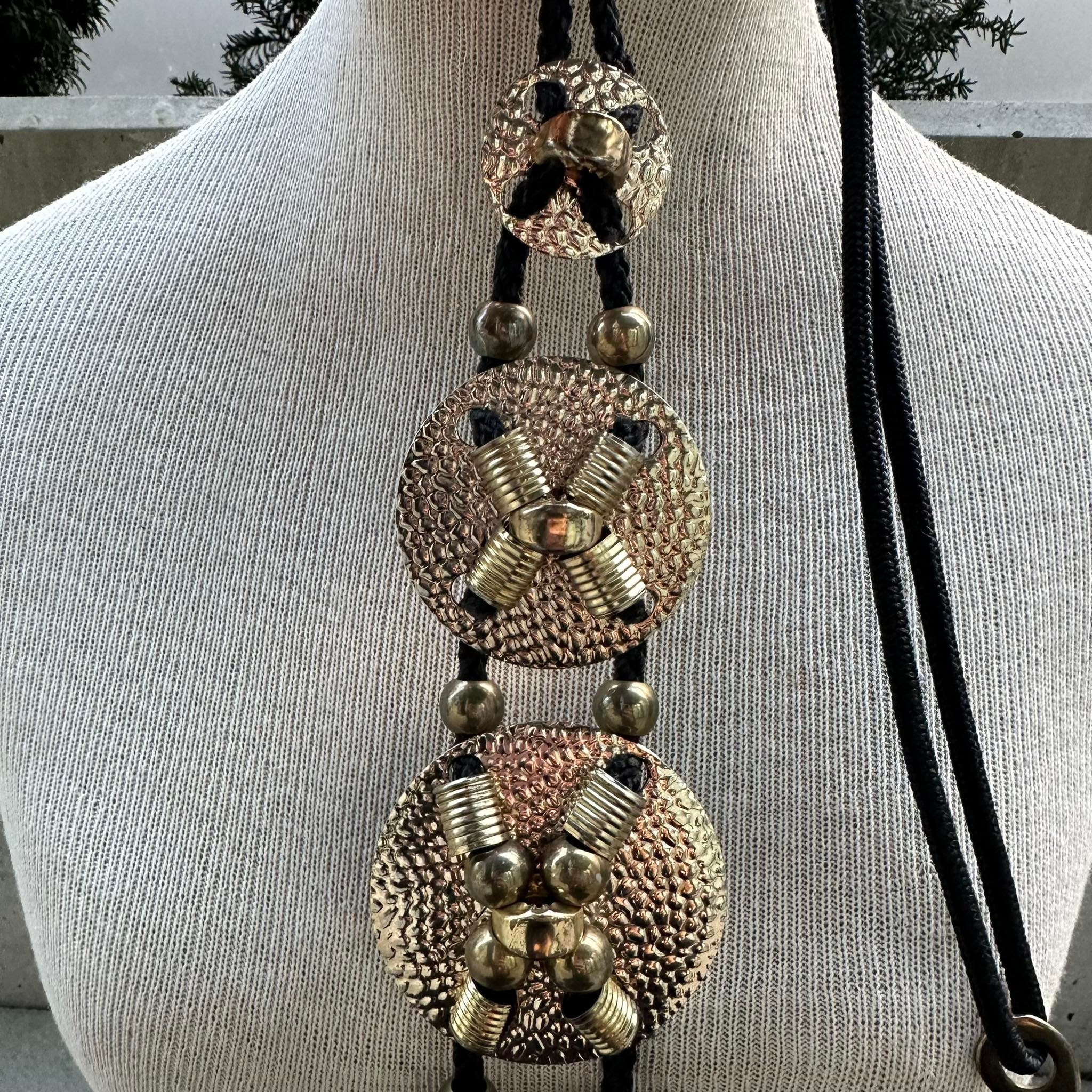 Vintage Gold Toned Metal Medallion Boho Disk Concho Stretch Waist Belt - Black Vintage Gold Concho Chain Belt: Western Boho Statement Waist  main image 4
