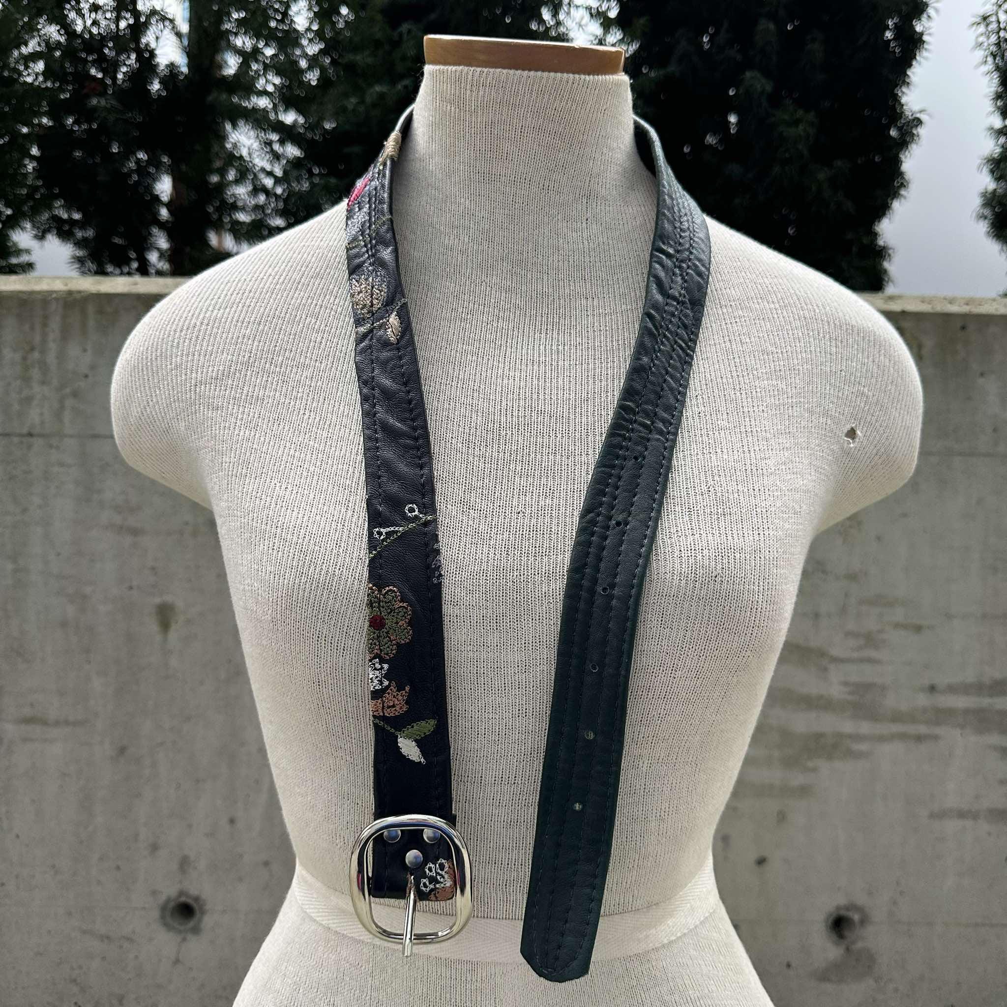 Vintage Handcrafted Green Suede and Black Lace Floral Waist Belt 80s Black and Dark Green Floral Embroidered Belt, Thin  main image 2
