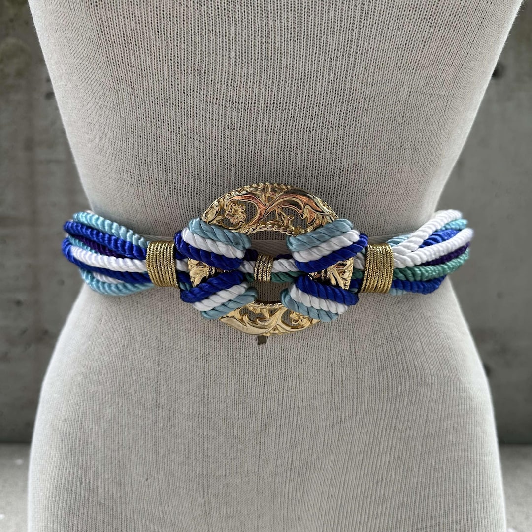 80s Metal Rope Belt, Vintage Whimsical Gold Tone Medallion  display picture 3