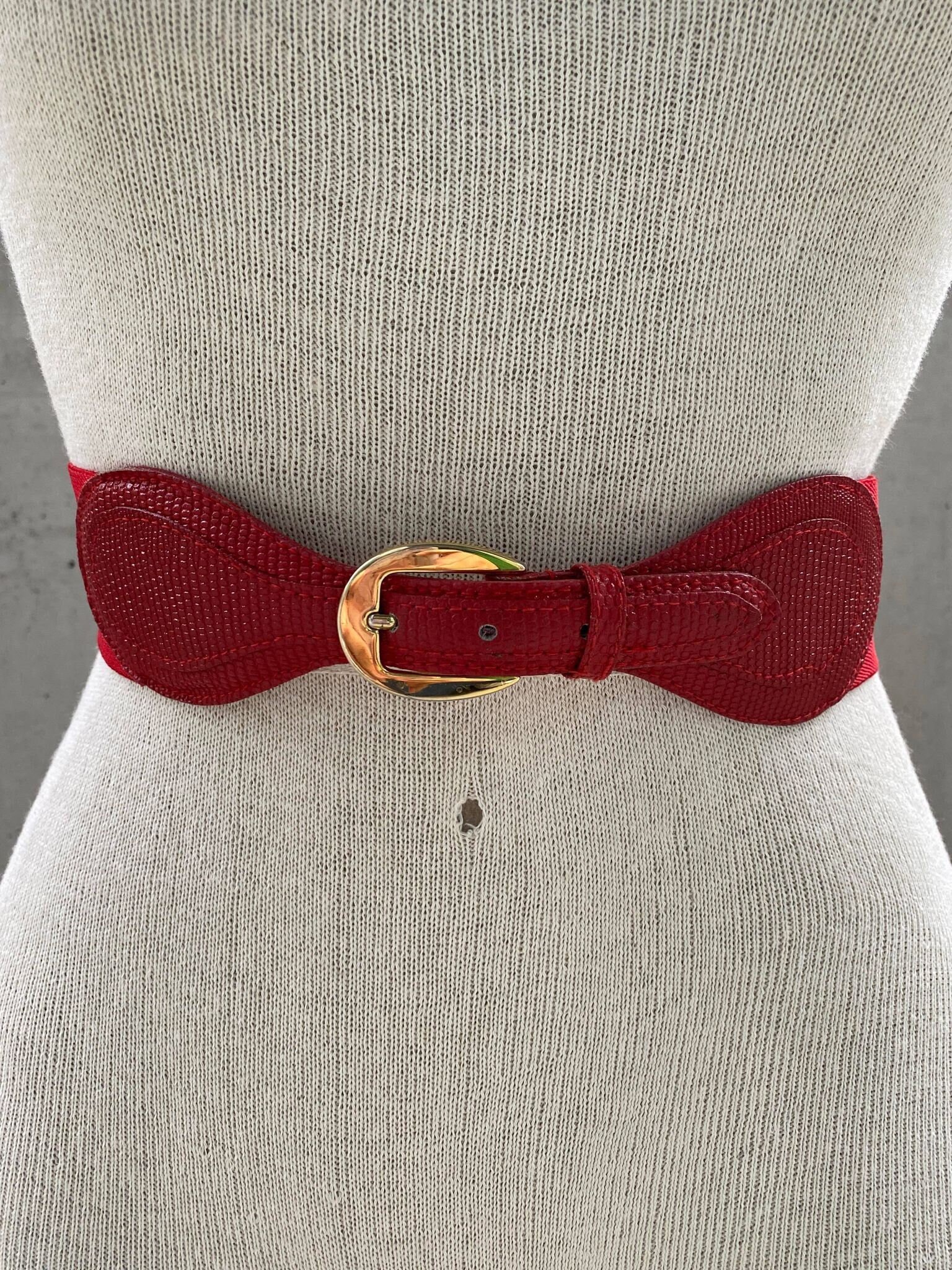 Round Gold Toned Metal Buckle Elastic Stretch Belt In Cherry Red NEW Women Chic Red Faux Leather Elastic Skinny Belt Gold Circle  main image 4