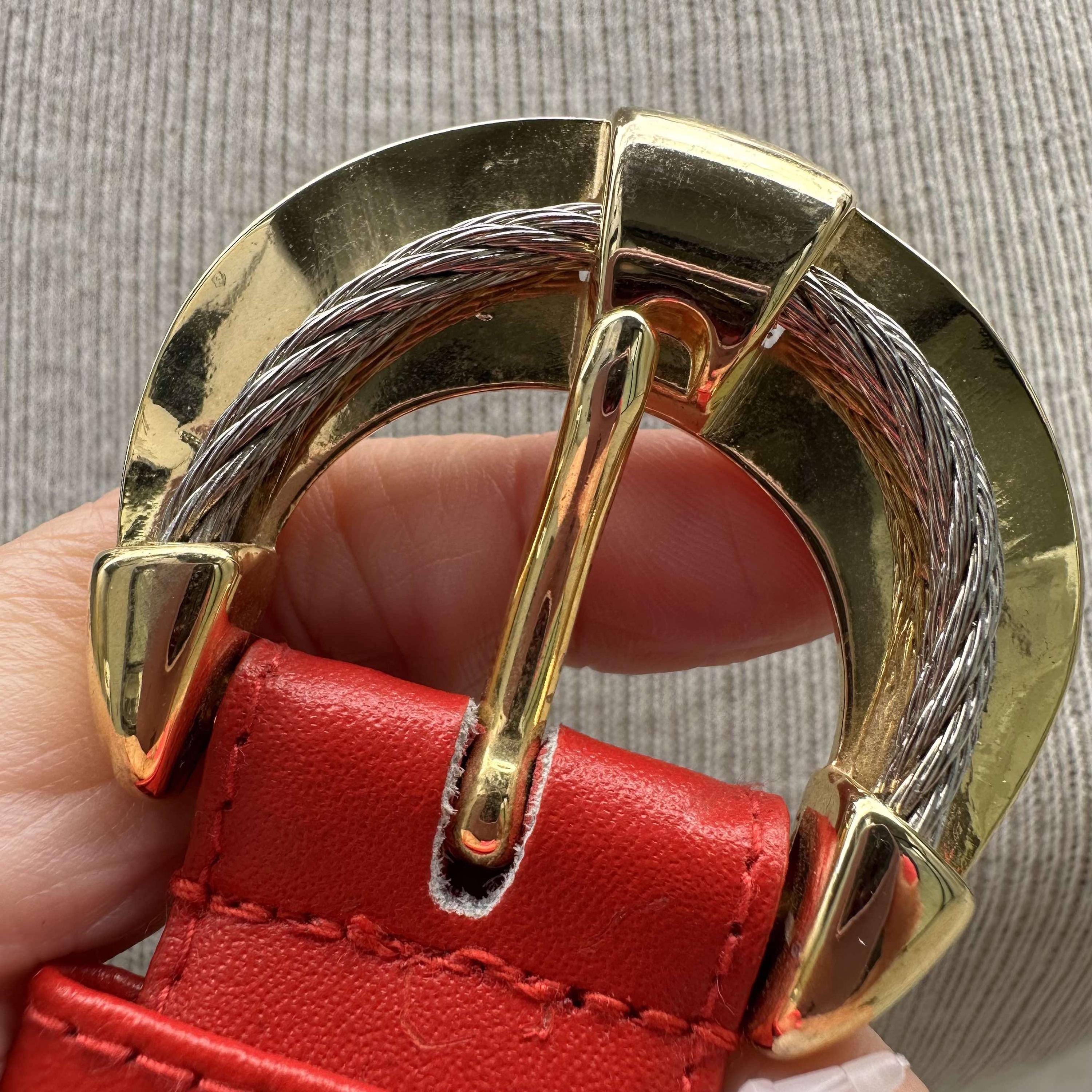 VTG Red Stretch Statement Belt Gold Knot Buckle S Maximalist Dopamine Glam 80s NOS 80s Red Leather Belt, Gold and Silver Tone Buckle  main image 3
